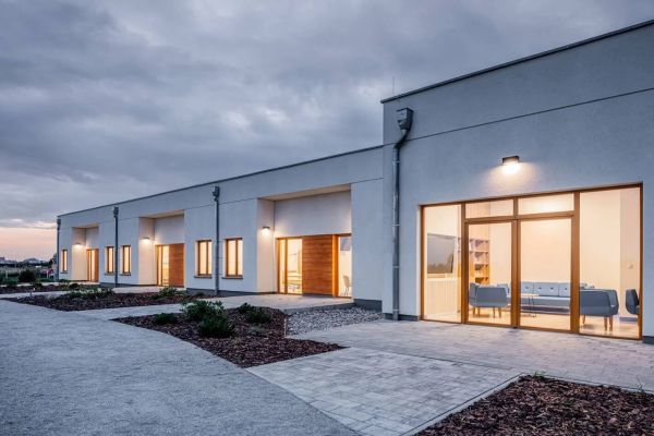 Hospicjum im. Piotra Króla w Środzie Wielkopolskiej -Terraco-LED