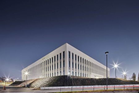 Lena Lighting- zdjęcie realizacji Politechnika Poznańska